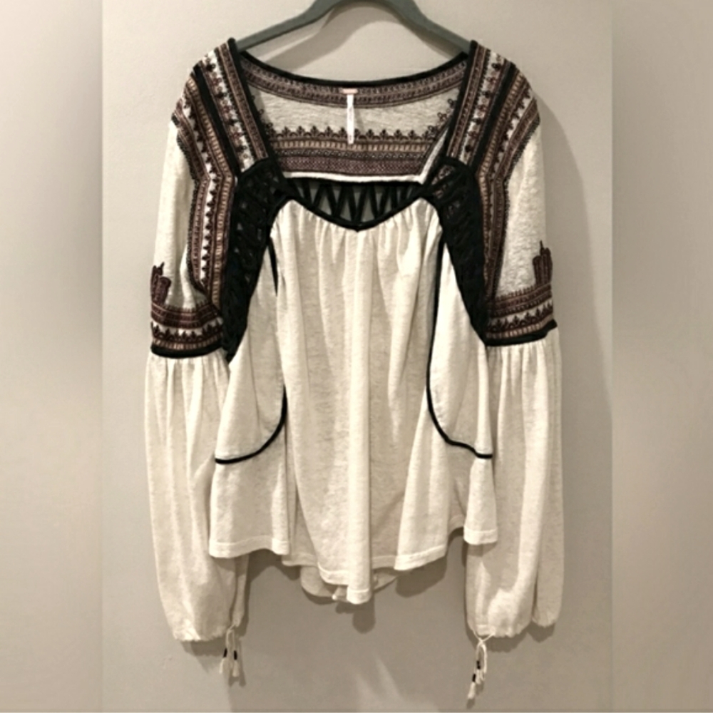 FREE PEOPLE Unique Top